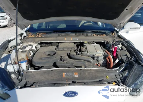 2016 Ford Fusion z USA, uszkodzony, nr VIN 3FA6P0LU5GR190494